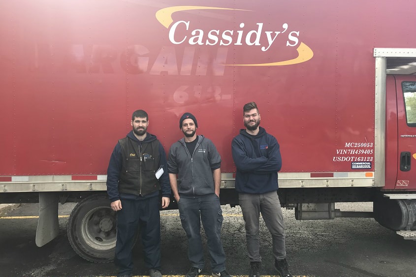 Ottawa-movers-with-red-Cassidys-truck